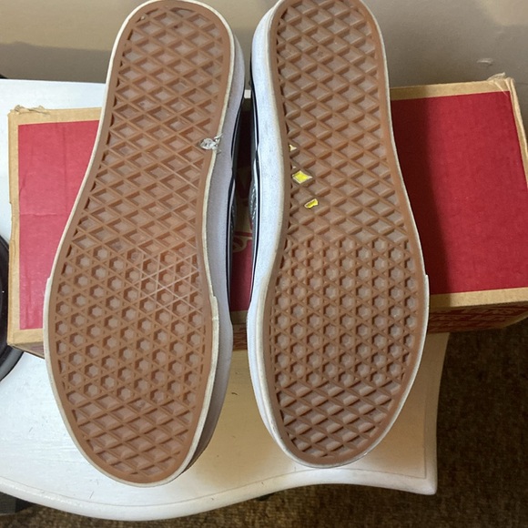 Gray Slip On Vans Women 10 Men 8.5 - Picture 3 of 5